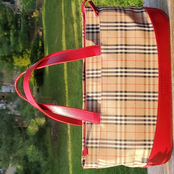 Burberry Haymarket Check Canvas/Leather handbag - Picture 17 of 17